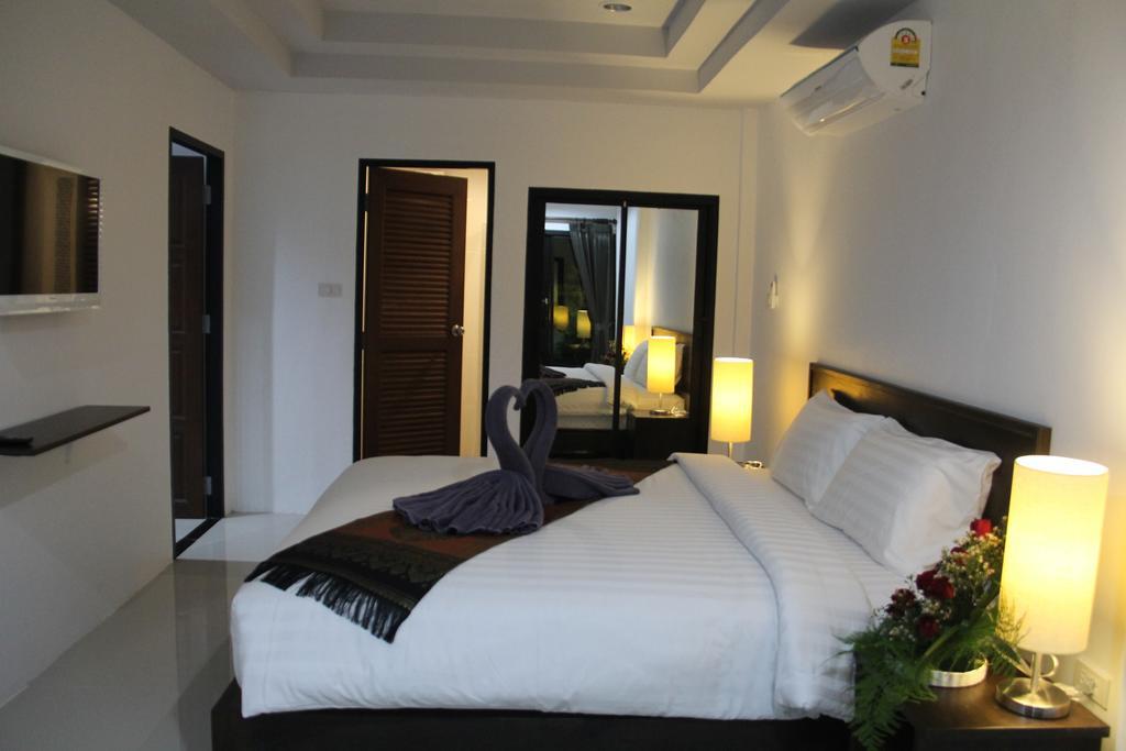 The Seashore Kamala Service Apartment Bilik gambar